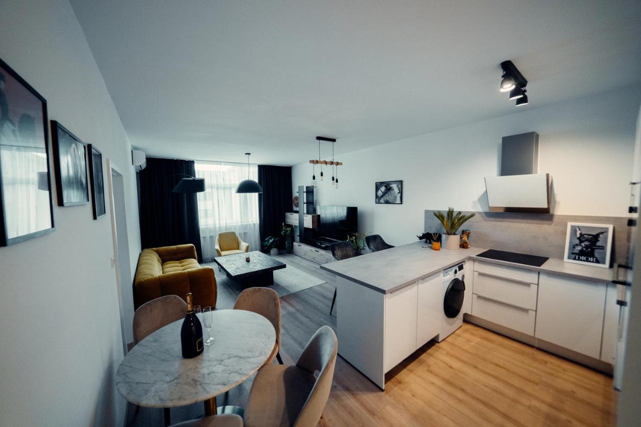 Tiffany Apartment Hotel Bratislava Extérieur photo