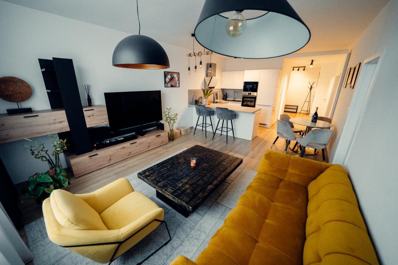 Tiffany Apartment Hotel Bratislava Extérieur photo