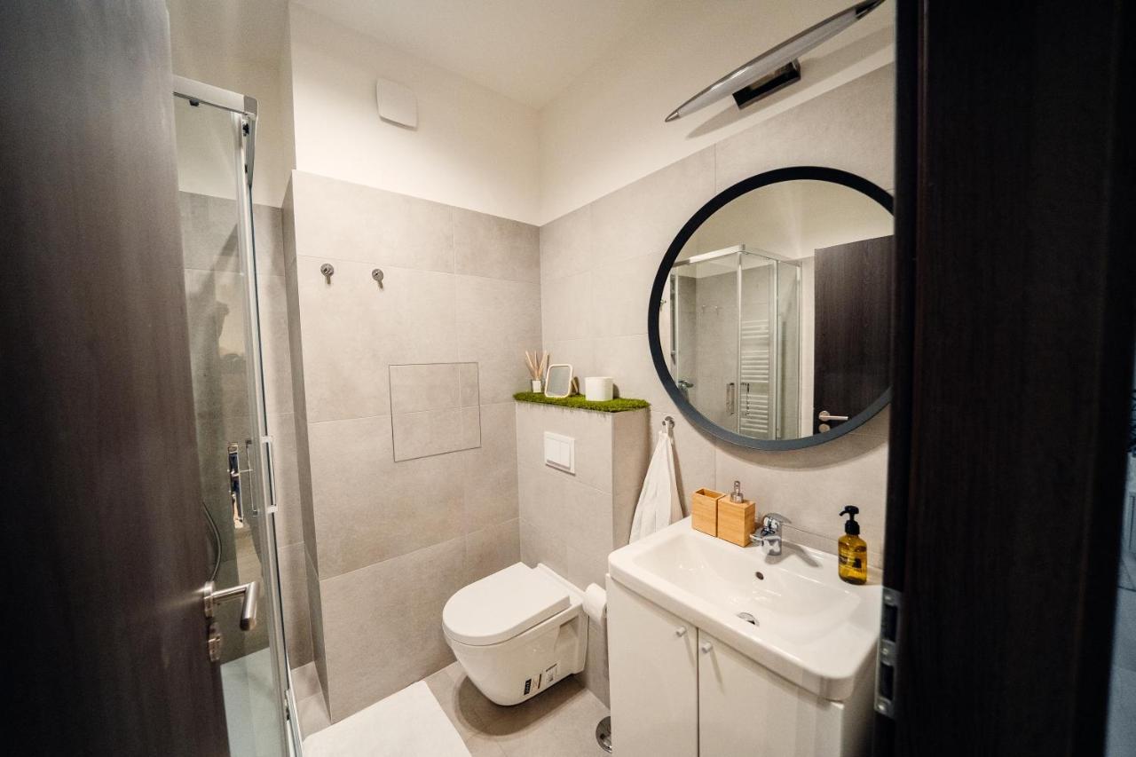 Tiffany Apartment Hotel Bratislava Extérieur photo