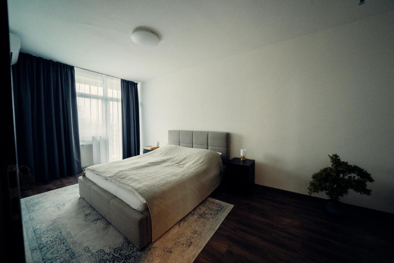 Tiffany Apartment Hotel Bratislava Extérieur photo
