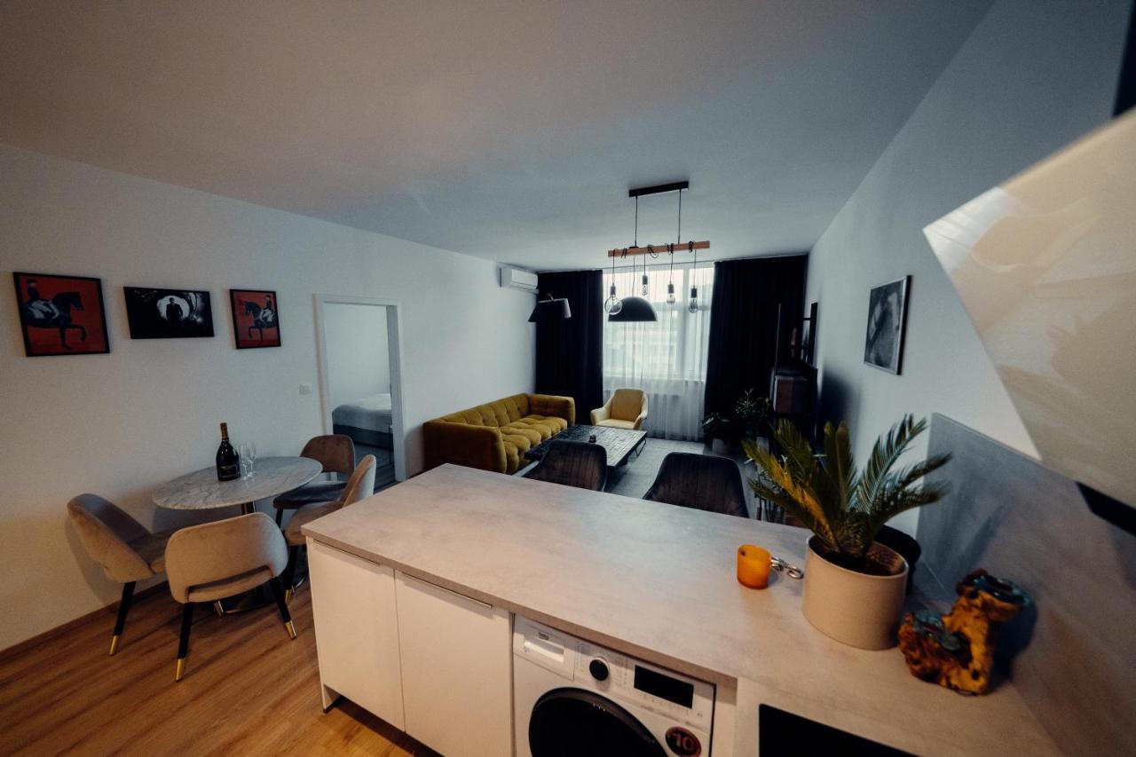 Tiffany Apartment Hotel Bratislava Extérieur photo