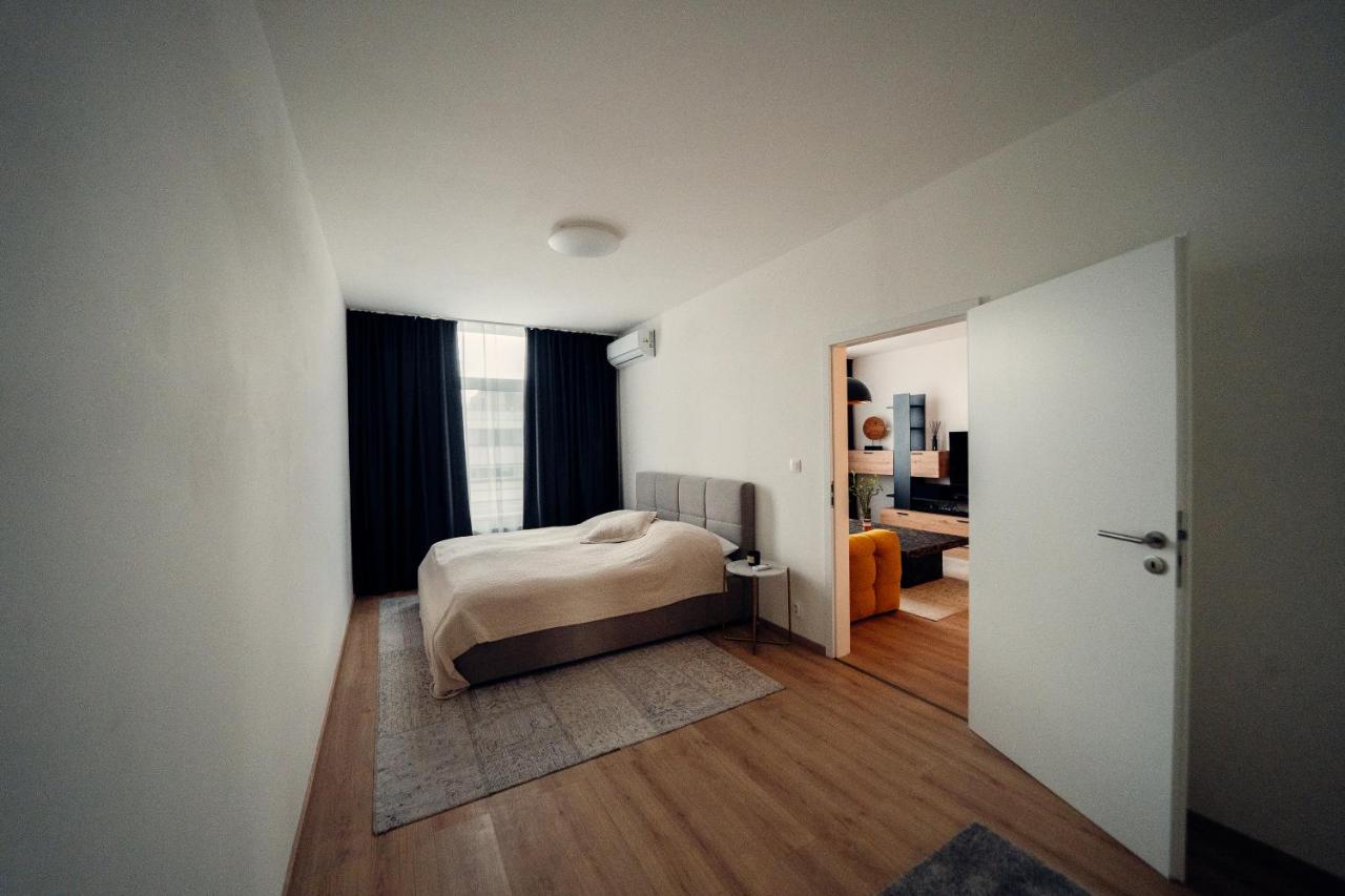 Tiffany Apartment Hotel Bratislava Extérieur photo