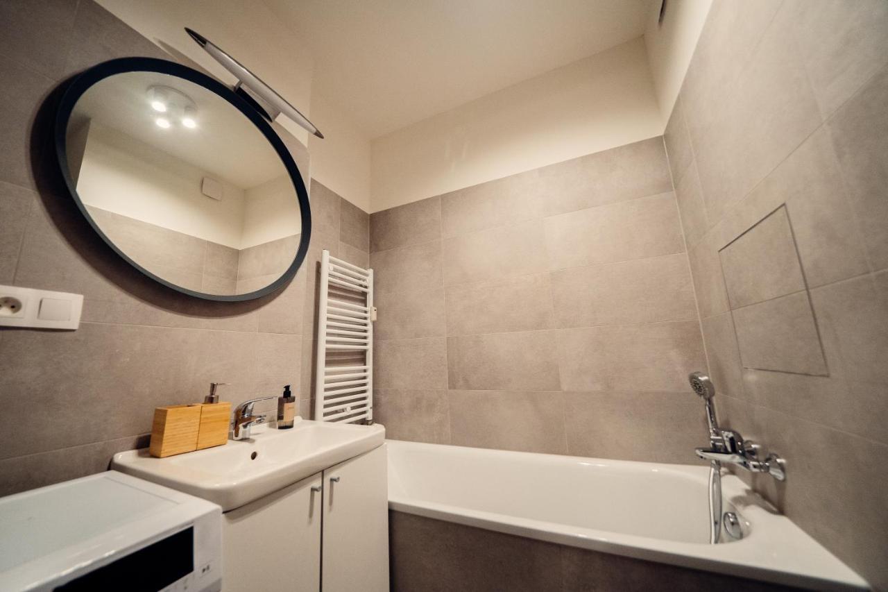 Tiffany Apartment Hotel Bratislava Extérieur photo