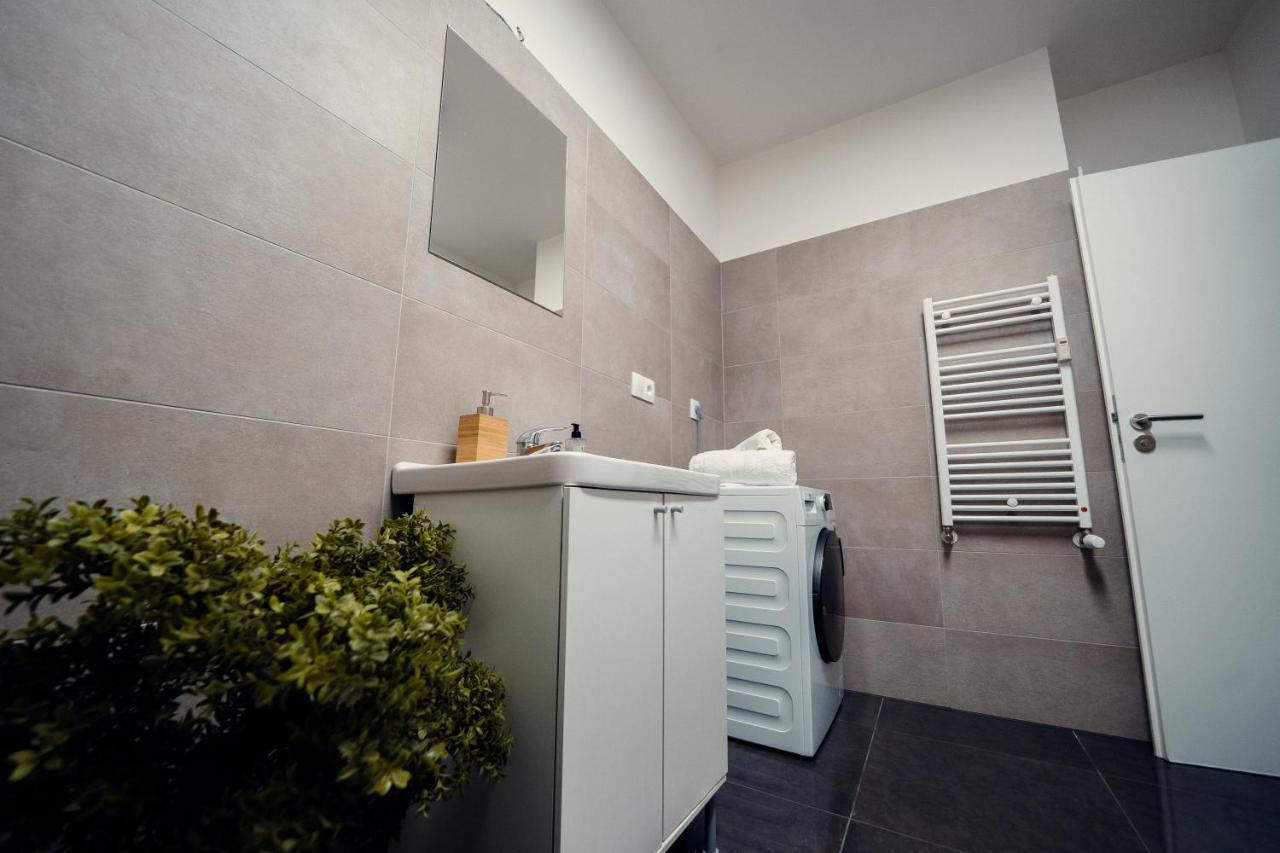 Tiffany Apartment Hotel Bratislava Extérieur photo
