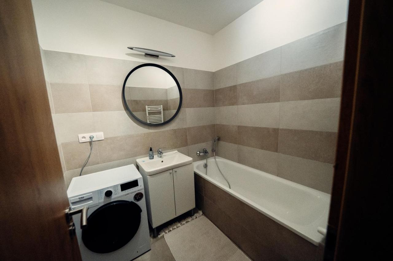 Tiffany Apartment Hotel Bratislava Extérieur photo